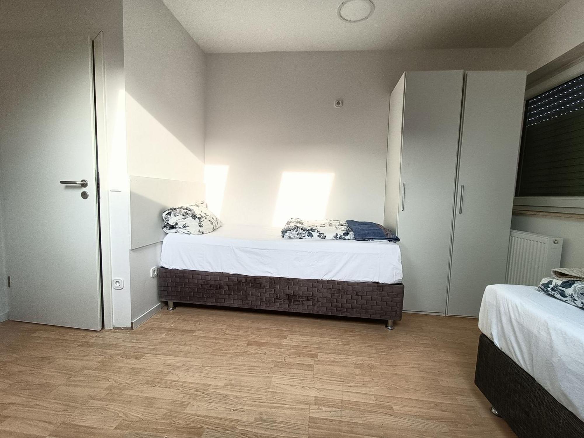 Fmi 9 Accommodation Raunheim Room photo